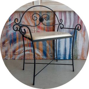 Descalzadora silla de forja marfil pátina dorada o negro - Imagen 2